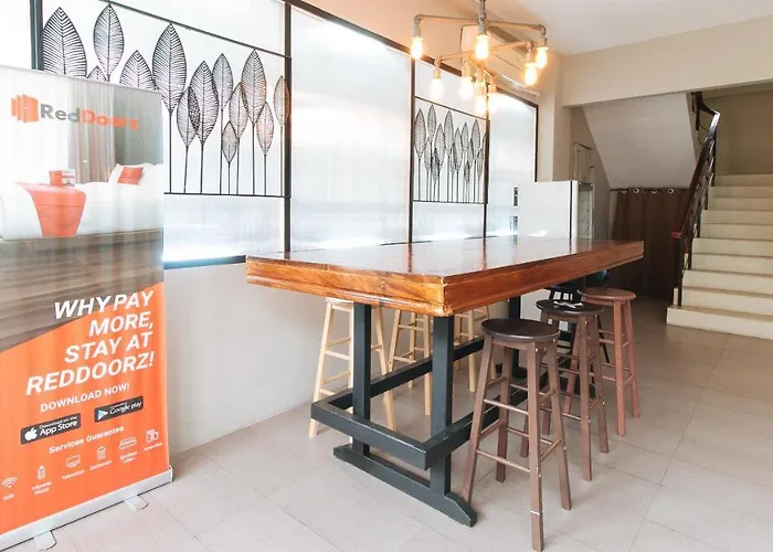 Hotel Reddoorz Near Osmena Highway 2