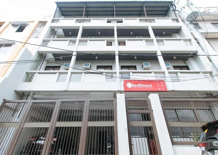 Reddoorz Near Osmena Highway 2