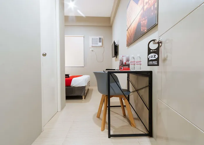 Reddoorz Near Osmena Highway 2