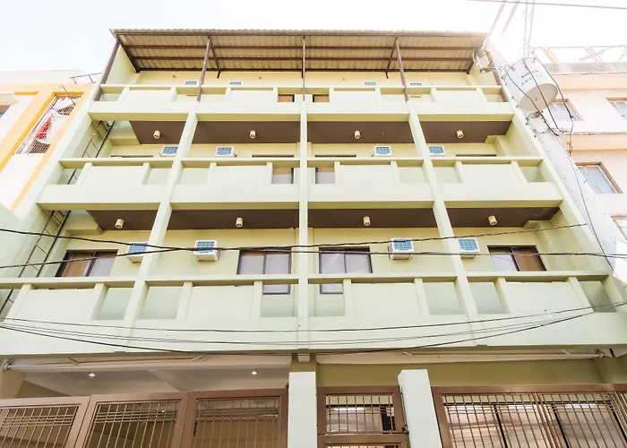 Reddoorz Near Osmena Highway 2 Hotel Manille